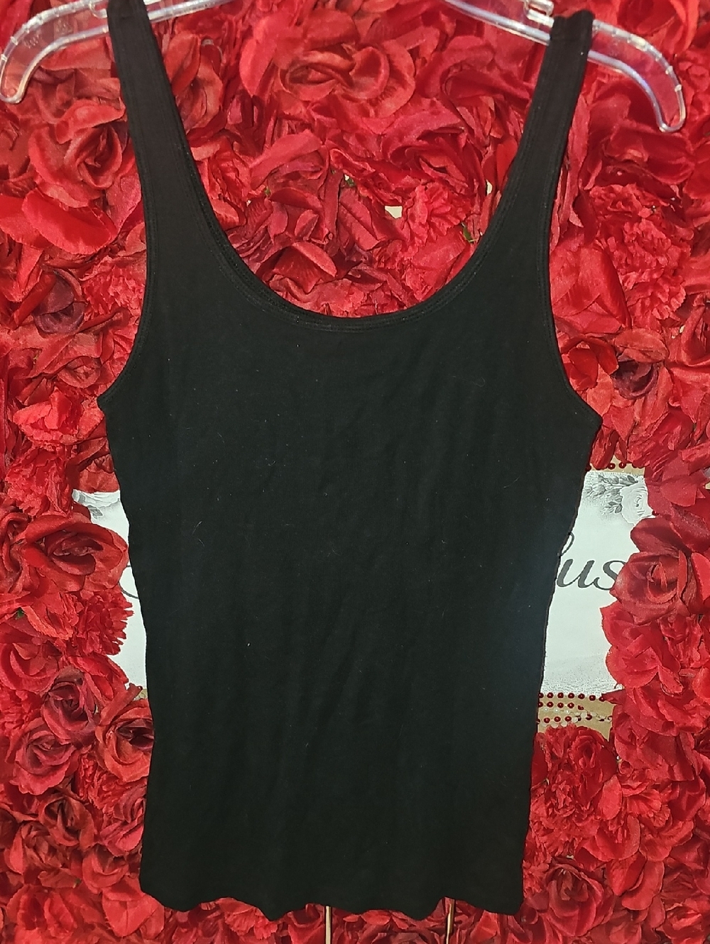 Tami Women's Black Ribbed Scoop Neck Tank Top Size Small